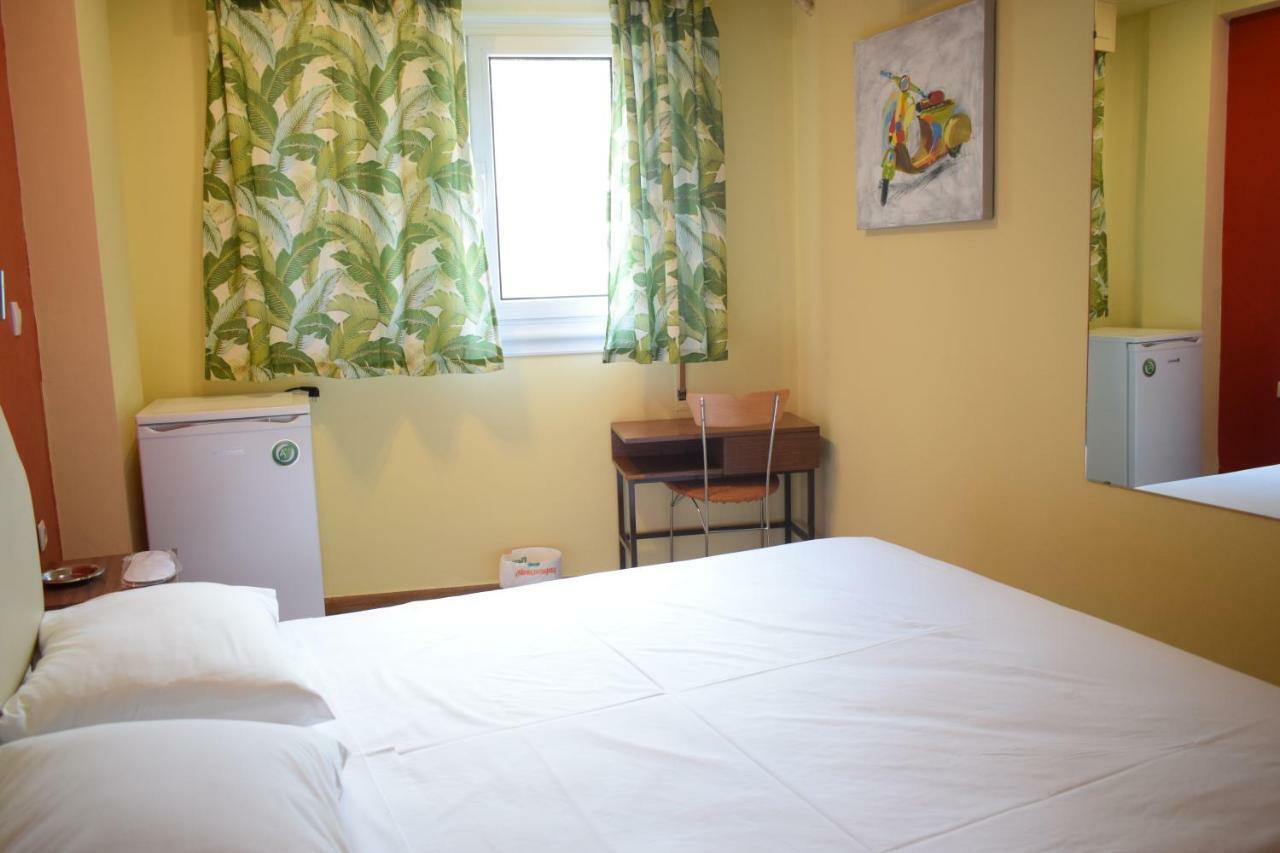 Hotel Frida Athènes Extérieur photo
